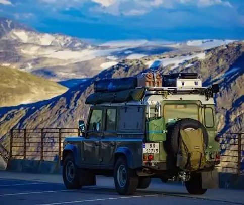 Adventure 4x4 van Albania rent from €120/night Tirana Airport